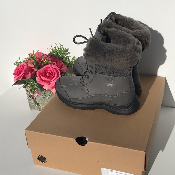 UGG Zaylee Micro Cheetah Boot - Picture 8 of 10